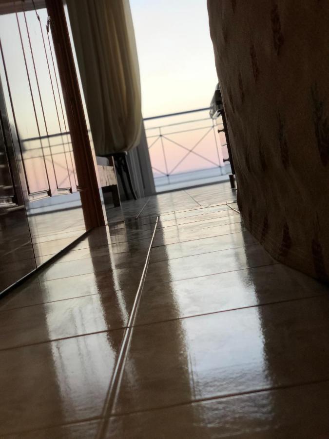 Dina House Apartment ฮีมาเรอ ภายนอก รูปภาพ